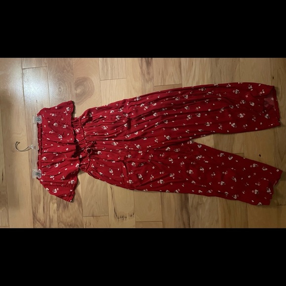 Strapless Red Flowered Hollister Jumper - Picture 3 of 3